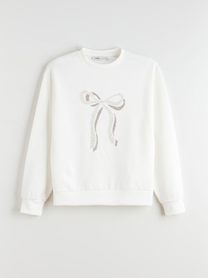 Lc Waikiki Yeni Sezon Dik Yaka Kurdele Baskılı Kadın Sweatshirt