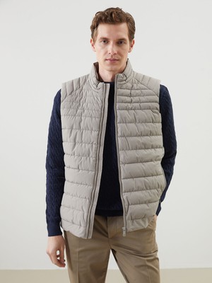 Lc Waikiki Yeni Sezon Standart Kalıp Dik Yaka Erkek Şişme Yelek