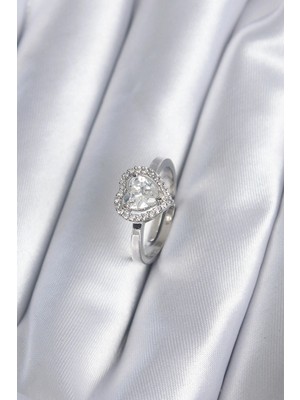 LTG Nova Pirinç Gümüş Renk Zirkon Taşlı Kalp Charm Model Kadın Yüzük