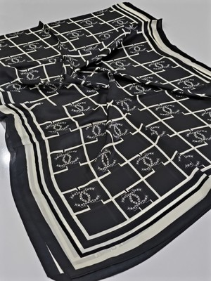 Chanel Vual Ipek Şal Kare Logolu  Siyah Kırık Beyaz