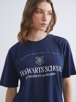 Lc Waikiki Yeni Sezon Bisiklet Yaka Harry Potter Baskılı Kadın Tişört