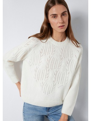 Mavi Örme Detaylı Ekru Kazak 1710852-70057