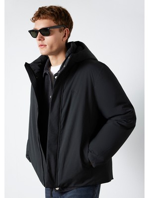 Mavi Kapüşonlu Siyah Şişme Mont 0110758-71379