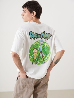 Lc Waikiki Yeni Sezon Bisiklet Yaka Kısa Kollu Rick And Morty Baskılı Penye Erkek Tişört