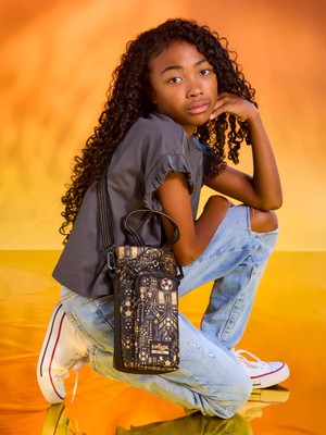 Smiggle Livewire Askılı Suluk Çantası – Şişe Taşıma Çantası, Okul ve Günlük Kullanım