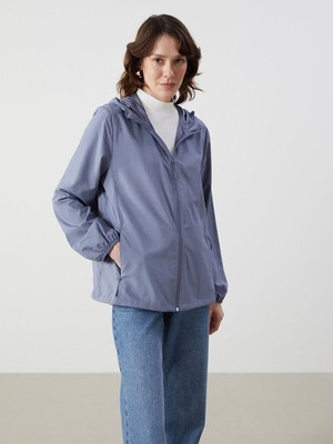 Lc Waikiki Yeni Sezon Kapüşonlu Kadın Yağmurluk