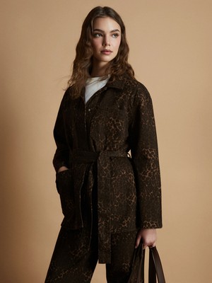 Lc Waikiki Yeni Sezon Gömlek Yaka Leopar Desenli Kadın Jean Ceket