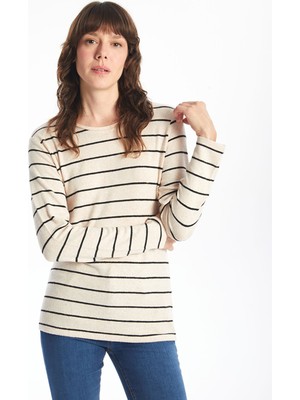 Lc Waikiki Yeni Sezon Bisiklet Yaka Çizgili Kadın Tişört