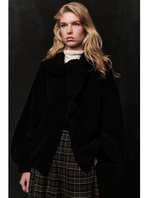 Manuka Soft Dokulu Düğmeli Hırka Siyah