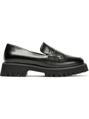 Emienza Louıse Vegan Deri Bant Detaylı Kalın Tırtıklı Taban Bayan Loafer