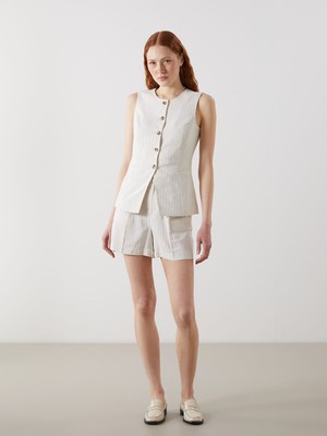 Lc Waikiki Yeni Sezon Loose Fit Çizgili Keten Karışımlı Kadın Şort