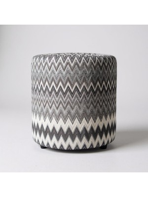 Elanora Home Dokusu ve Modern Tasarımıyla Her Ortama Uyum Sağlayan Çok Amaçlı Puf