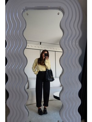 Özge Özgenç Basic Mom Jean