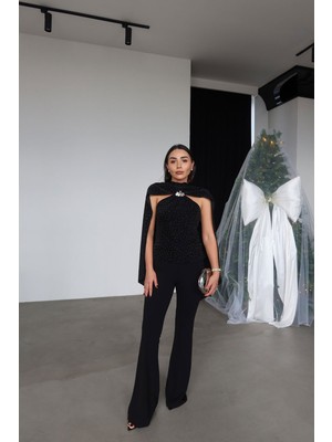 Özge Özgenç Ispanyol Paça Kemerli Klasik Kumaş Pantolon