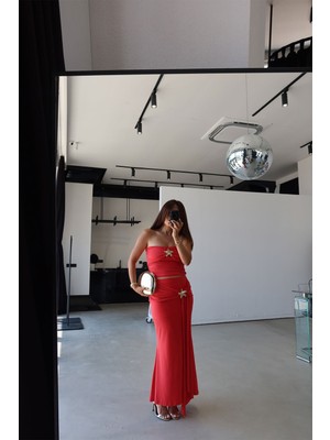 Aksesuar Detay Büstiyer Etek Takım