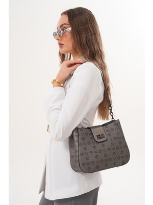 Morpelikan Kadın Üç Bölmeli Kilit Kapamalı Monogram El Omuz Çantası