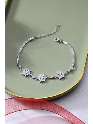 Innuendo 925 Ayar Gümüş Üçlü Çiçek Desenli Bileklik