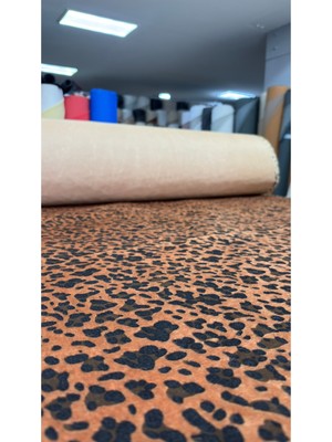 Leopar Desenli Tüylü Kumaş Bej Üstüne Leopar Deseni 100 x 140