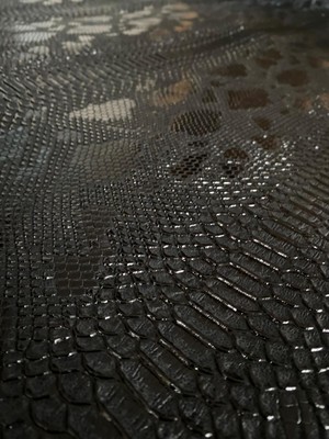 Timsah Desen Suni Deri 100 x 140 -Siyah