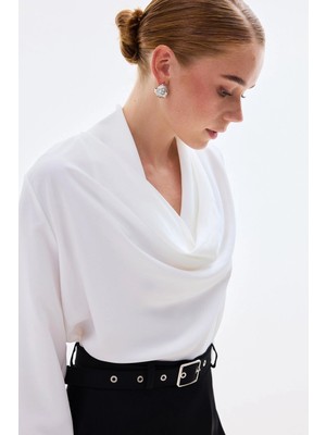Sateen Degaje Yaka Bluz - Ekru