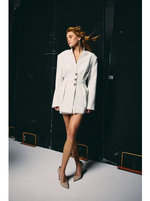 Sateen Gold Düğmeli Uzun Ceket - Ekru