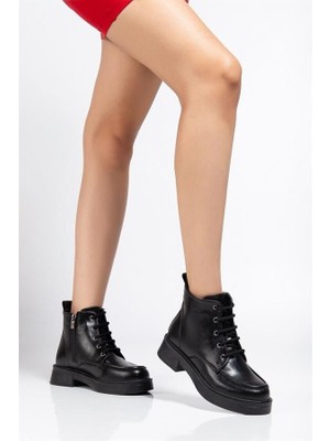 Sibel Gürel 02-2001 Siyah Kırışık Rugan Bağcıklı Fermuarlı Günlük Kadın Bot