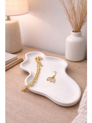 Akanart Asimetrik Beton Tepsi – Sunum ve Takı Tabağı