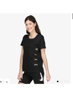 Nike Miler Run Division Short-Sleeve Running Siyah Kadın T-Shirt DA1246-010