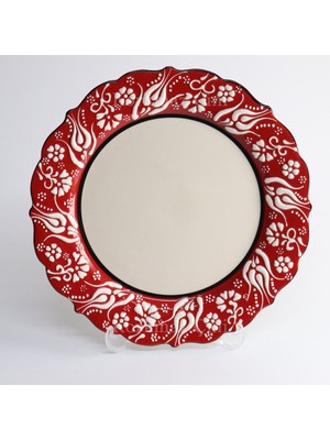 Korkmaz Çini 26 cm Beyaz Kabartma Kaligrafi Tabağı