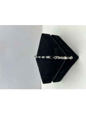 İkonive 925 Ayar Gümüş Erkek Bileklik – Siyah Taşlı Model | Şık & Hediyelik Takı | Rodyum Kaplama