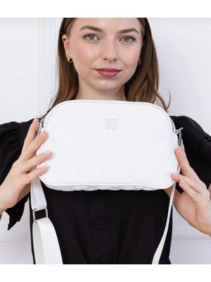 Farbag Ayarlanabilir Askılı 4 Gözlü Nakışlı Kadın Omuz Çantası