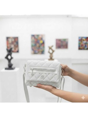Farbag Ayarlanabilir Askılı Elit Kabartma Kapitone Kadın Çapraz Çanta