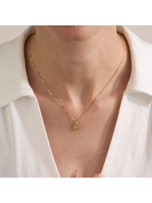 Gold Marley 14 Ayar Minimal Çiçek Figürlü Altın Kolye