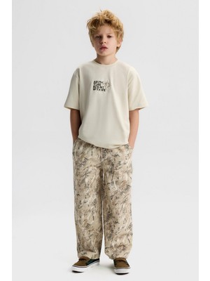 Nk Erkek Çocuk Adventure Tshirt 8-14 Yaş Ekru