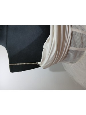 Ekru Kalp Yaka Tüllü Kabarık Abiye