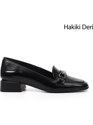 Gönderi(r) Kadın Siyah Rugan  GDZA134M0495 Küt Burun Tokalı Hakiki Deri Ayakkabı