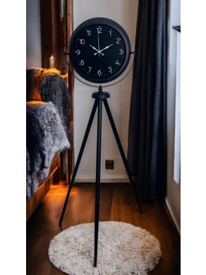Zentime Sade Siyah Tripod Ayaklı Saat