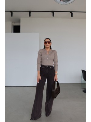 Özge Özgenç Taşlamalı Wideleg Jean
