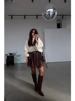 Özge Özgenç Kat Kat Altı Dantelli Premium Mini Etek