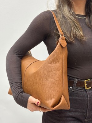 MaVaux Enyola %100 Hakiki Italyan Deri Floatr Baskı Iç Astarlı Bölmeli Tasarım Yavrulu Omuz, Çapraz Çanta