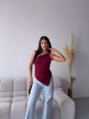 Hazelin Kadın Bordo Tek Omuz Asimetrik Kesim Sandy Bluz HZL25S-FRY123241