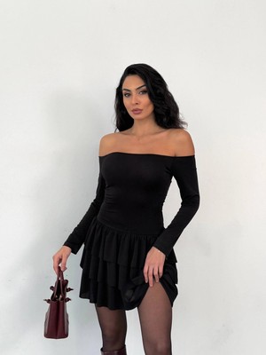 Hazelin Kadın Siyah Straplez Yaka Kat Kat Etek Detaylı Mini Elbise HZL25W-FRY123581