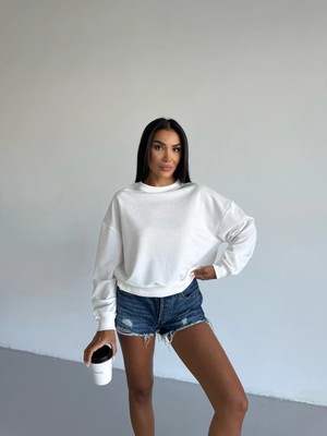 Hazelin Kadın Beyaz Bisiklet Yaka 2 Iplik Sweatshirt HZL25W-FRY123391