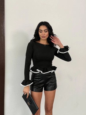 Hazelin Kadın Siyah Uzun Kollu Volanlı ve Biyeli Dalgıç Kumaş Bluz HZL25W-FRY123651