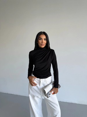 Hazelin Kadın Siyah Uzun Kollu Drape Detaylı Boğazlı Sandy Bluz HZL25W-FRY123301