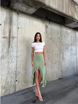 Hazelin Kadın Yeşil Yüksel Bel Dalgıç Kumaş Asimetrik Kesim Etek HZL25S-ZK11701