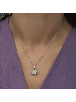 Katre46 925 Ayar Gümüş Incili Istiridye Bayan Gümüş Kolye