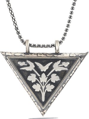 Katre46 925 Ayar Gümüş Üçgen Içi Açılabilen Çiçek Muskalık Gümüş Kolye