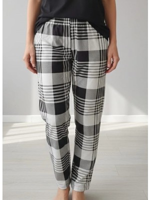 Erdenay Tekstil İpeksi Dokulu Süet Pijama Altı Krem Rengi Üzeri Kahverengi Ekoseli