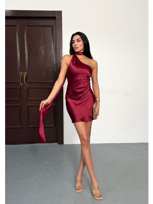 Kendim Fashion Kadın Omuz ve Sırt Dekolteli Saten Kumaş Mini Elbise